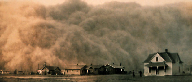dust storm approaching Stratford, Texas, 1935 [PD]
