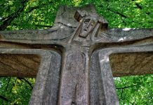 crucifix - suffering Jesus