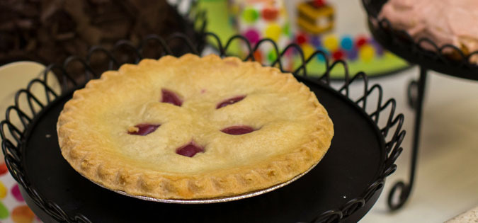 pie on serving platter