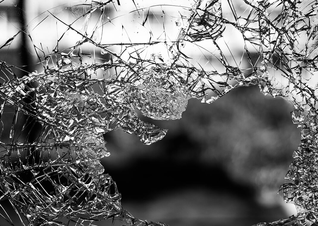 broken glass - photo by Jilbert Ebrahimi on Unsplash