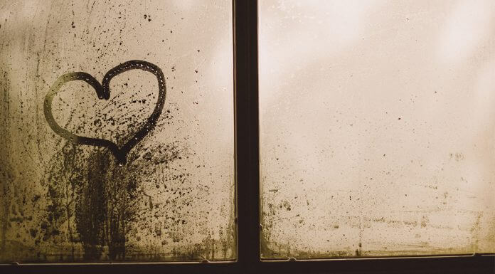 heart on foggy window - photo by Gaelle Marcel on Unsplash