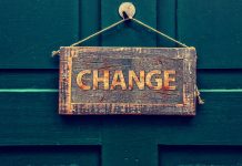 change sign - image by Gerd Altmann from Pixabay
