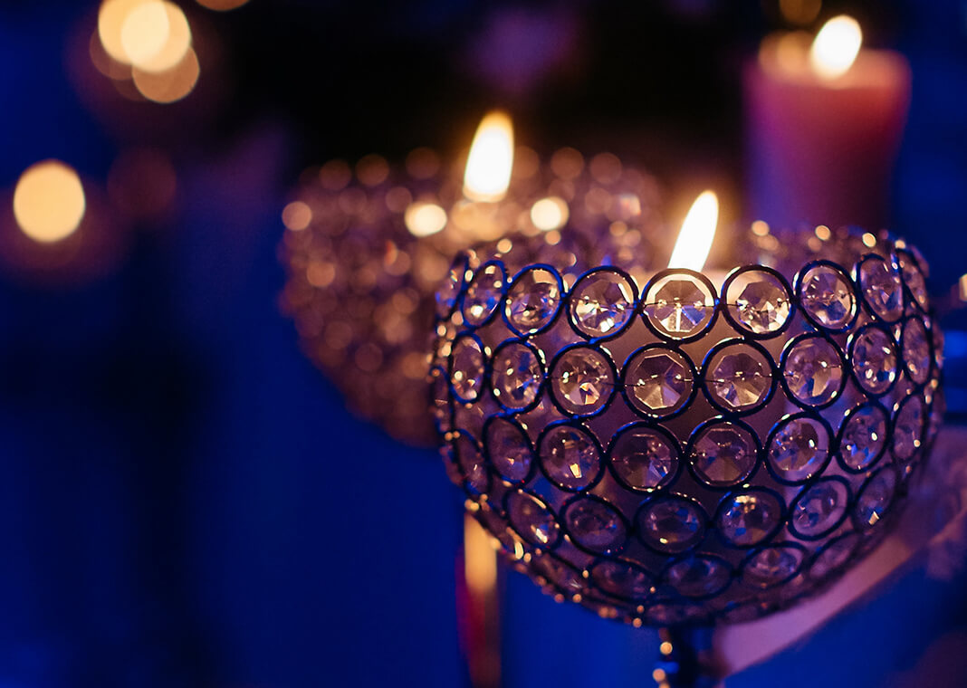 decorative purple candles - photo by Marko Milivojevic on Pixnio