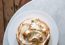 meringue pie - photo by Geraud pfeiffer from Pexels