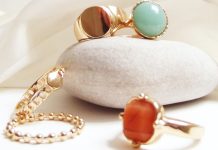 heirloom jewelry - photo by luisana galicia on Unsplash