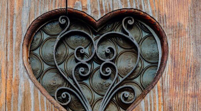 cast-iron heart - photo by Drazen Nesic on Pixnio
