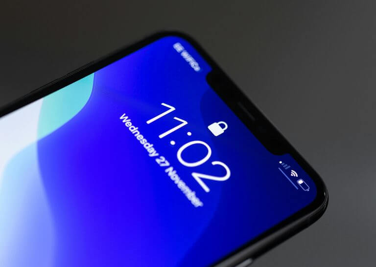time screen on cell phone - photo by Torsten Dettlaff on Pexels
