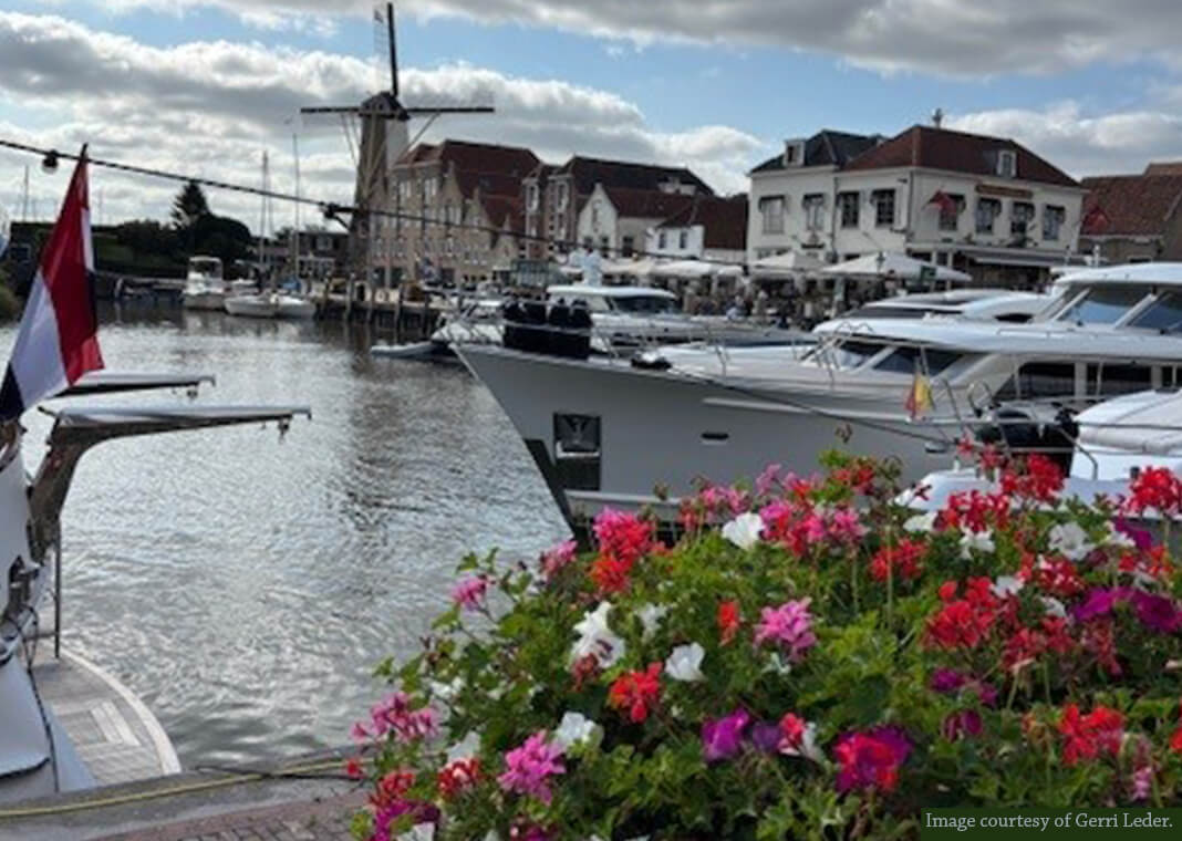 Dutch scenery - image courtesy of Gerri Leder